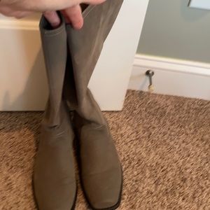 Size 8.5 boots